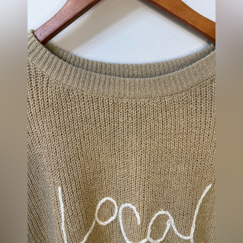 Wishist “Local” Graphic Knit Sweater Beige Crewneck Pullover Size Small - Picture 5 of 7